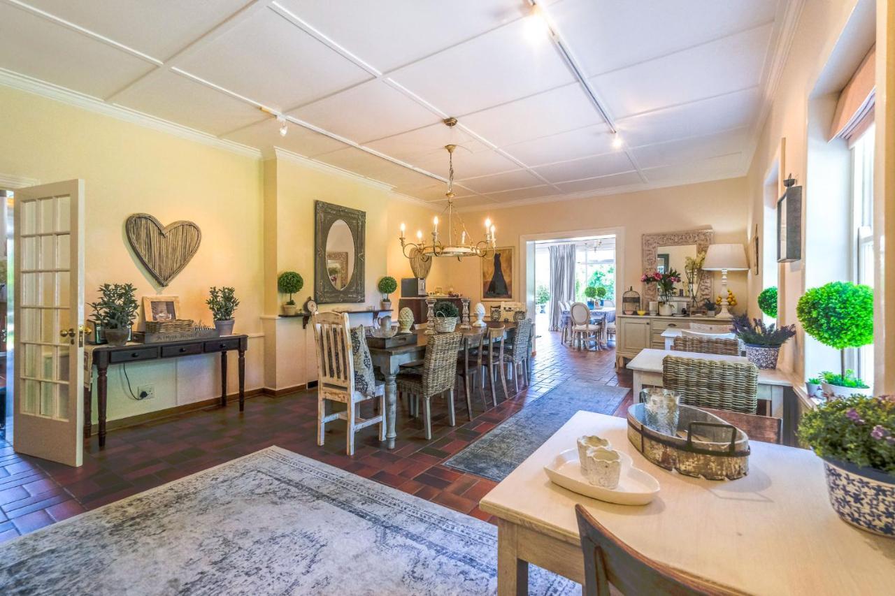Oude Berg Guesthouse - 10 Caledon Street George Εξωτερικό φωτογραφία