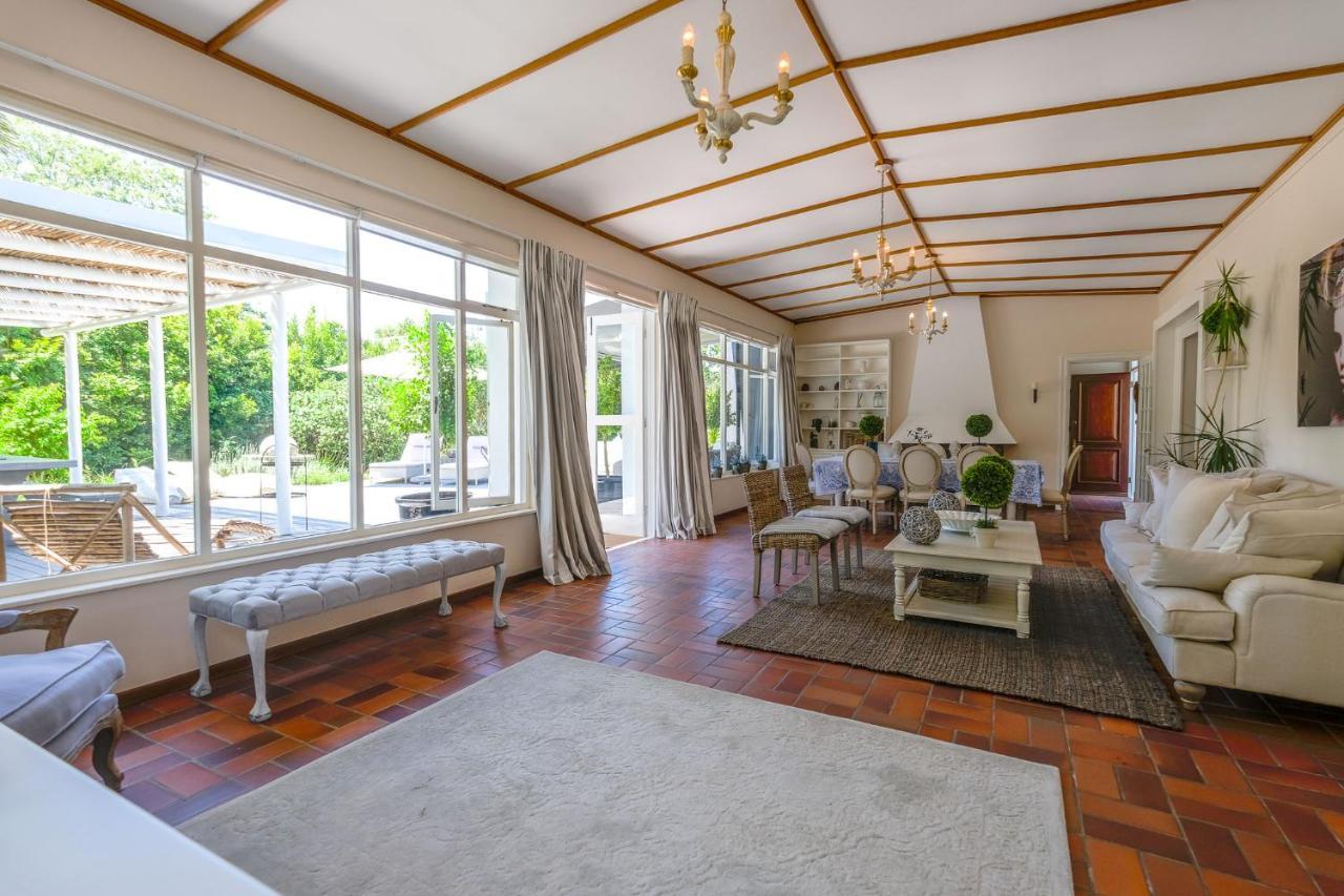 Oude Berg Guesthouse - 10 Caledon Street George Εξωτερικό φωτογραφία