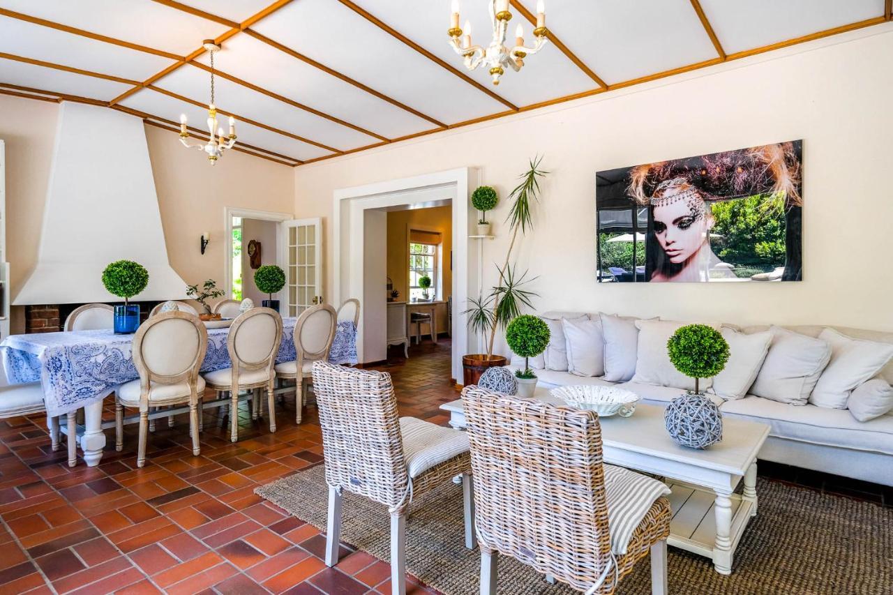 Oude Berg Guesthouse - 10 Caledon Street George Εξωτερικό φωτογραφία