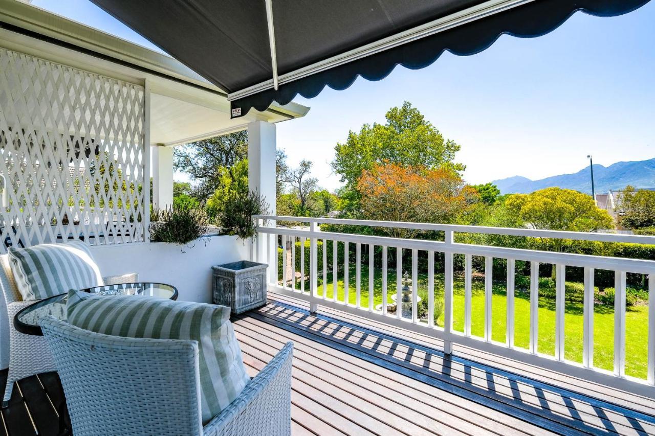 Oude Berg Guesthouse - 10 Caledon Street George Εξωτερικό φωτογραφία