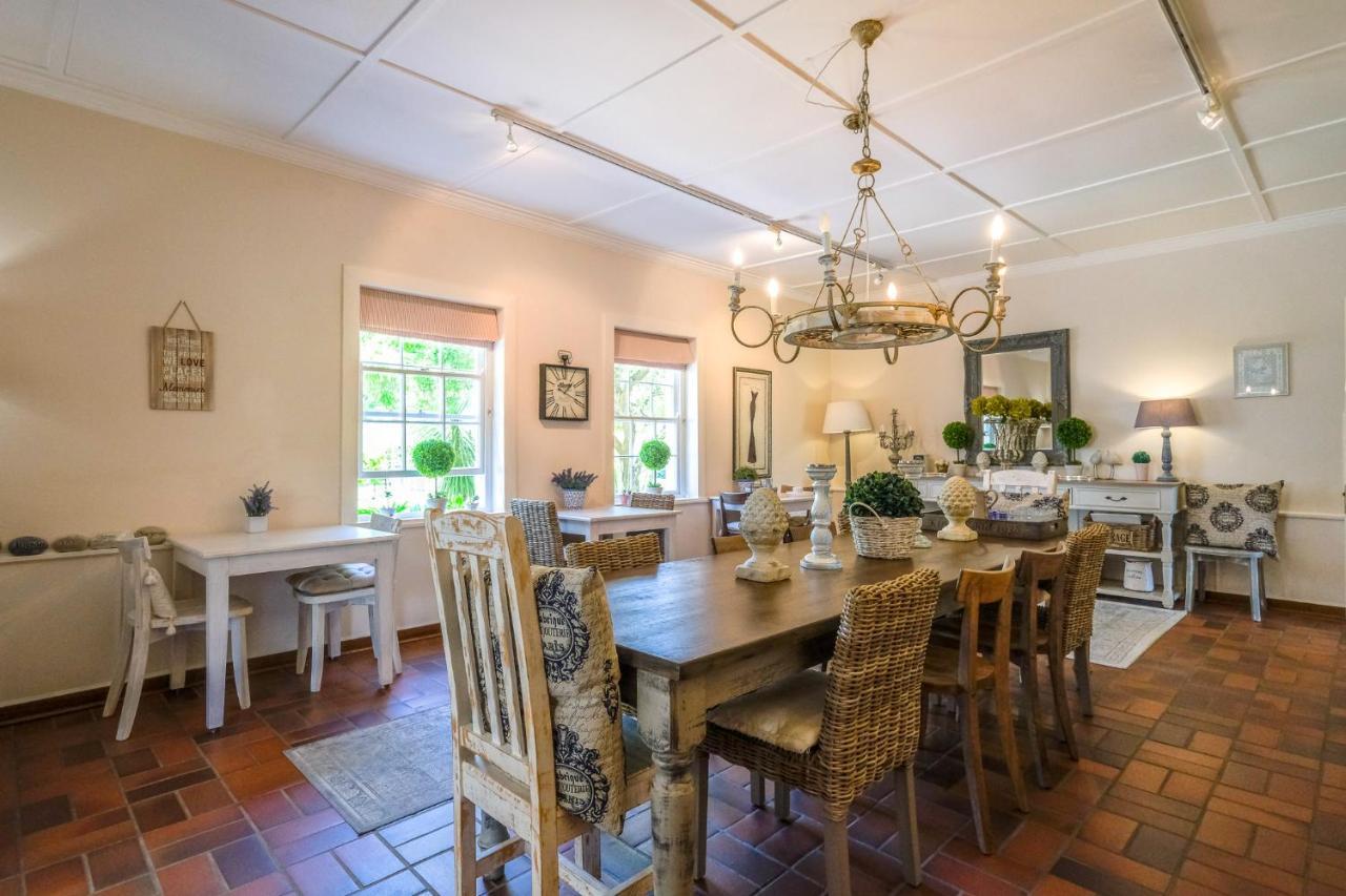 Oude Berg Guesthouse - 10 Caledon Street George Εξωτερικό φωτογραφία