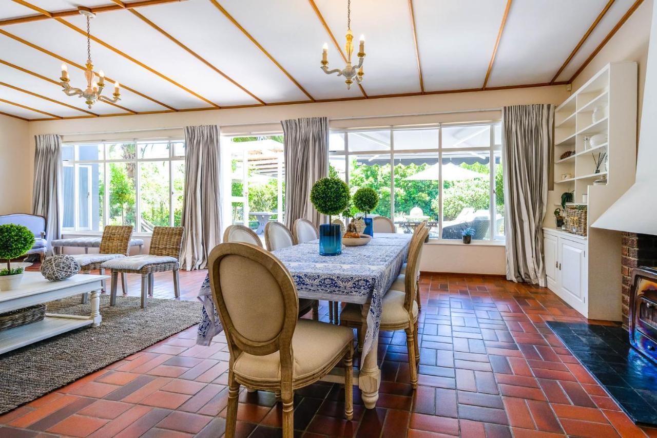 Oude Berg Guesthouse - 10 Caledon Street George Εξωτερικό φωτογραφία
