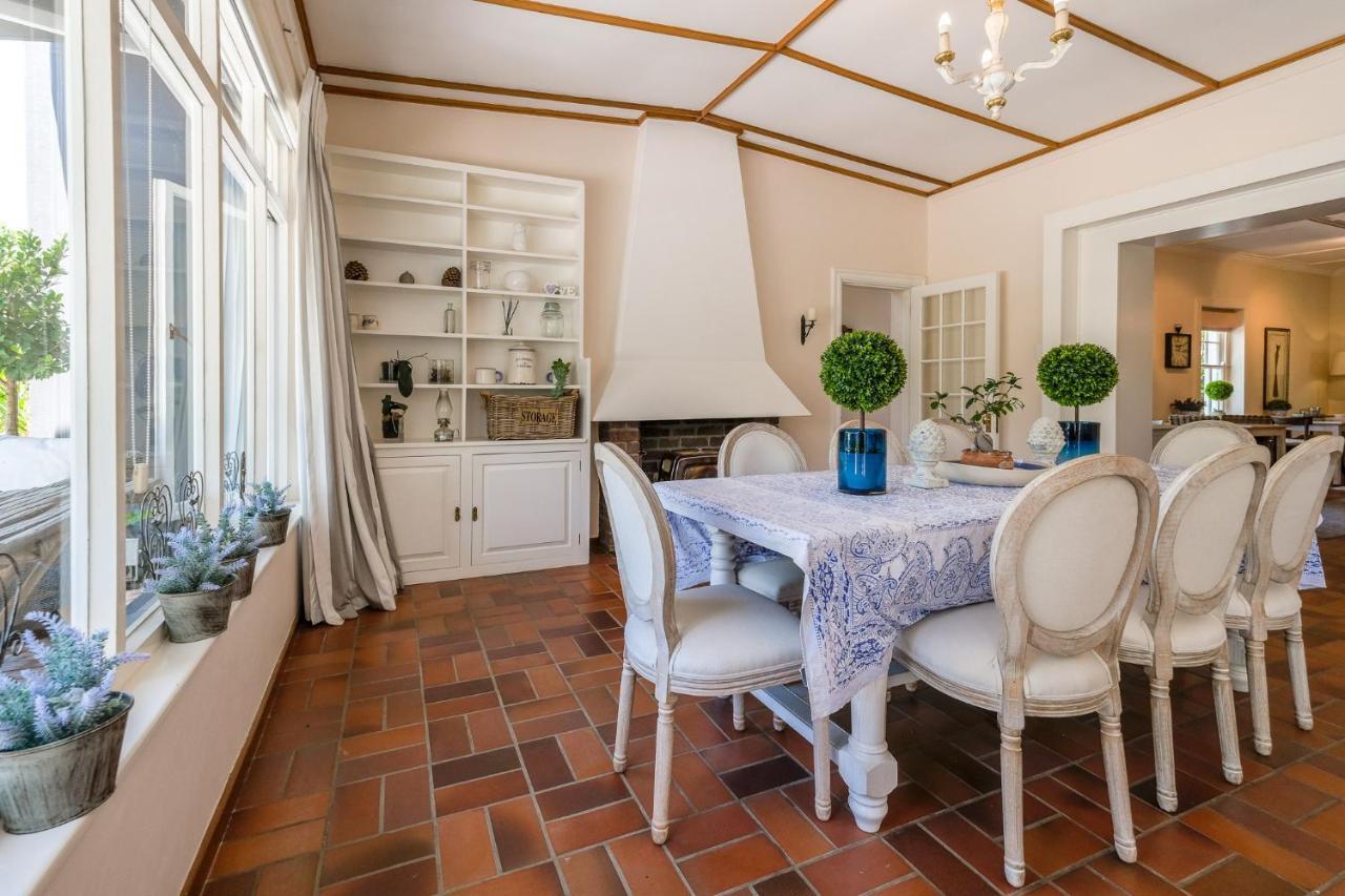Oude Berg Guesthouse - 10 Caledon Street George Εξωτερικό φωτογραφία
