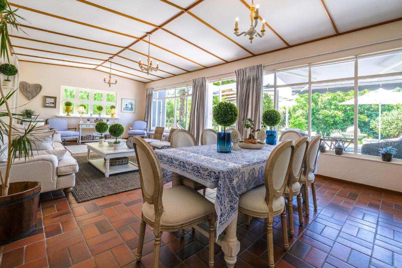 Oude Berg Guesthouse - 10 Caledon Street George Εξωτερικό φωτογραφία